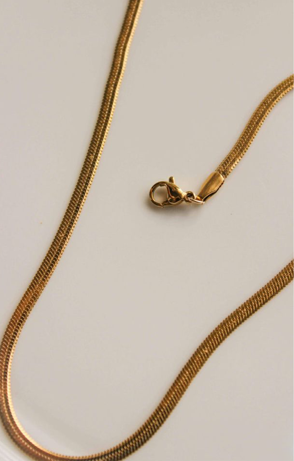 Elegant Golden Snake Chain Necklace – Premium Stainless Steel Jewelry