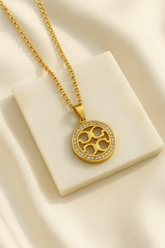 “Golden Round Pendant Necklace with Crystal Border – Tarnish Free”