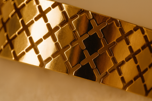 Golden Belt Cuff – Chic & Sleek