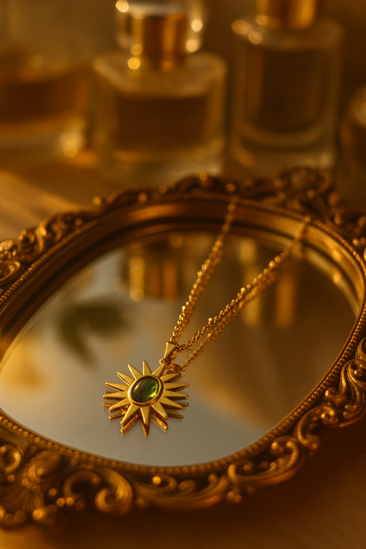 Emerald Sunburst Pendant – Gold Radiant Necklace (316L Stainless Steel)