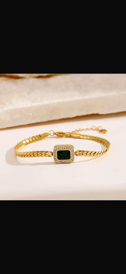 Gold Stainless Steel Chain Bracelet with Emerald Green Stone